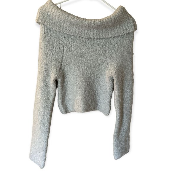 Urban Outfitters Cropped Sweater - Picture 3 of 4